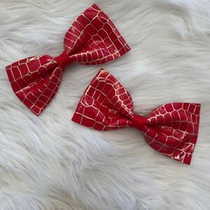 SET of Red with Gold pattern 4" Bow tie Bow   7725  Handmade NWT Boutique
